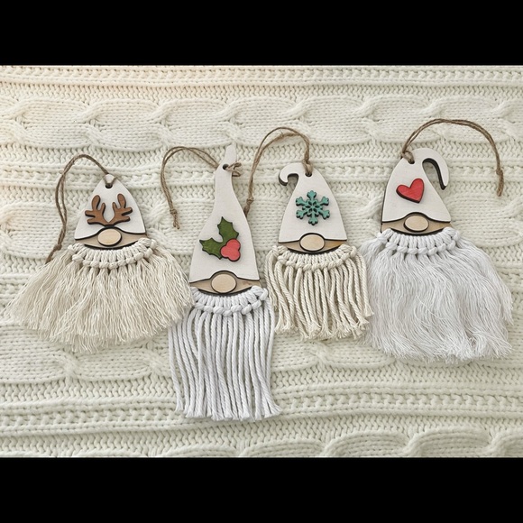 Set of four Macrame Gnome wood Ornaments - Picture 11 of 13